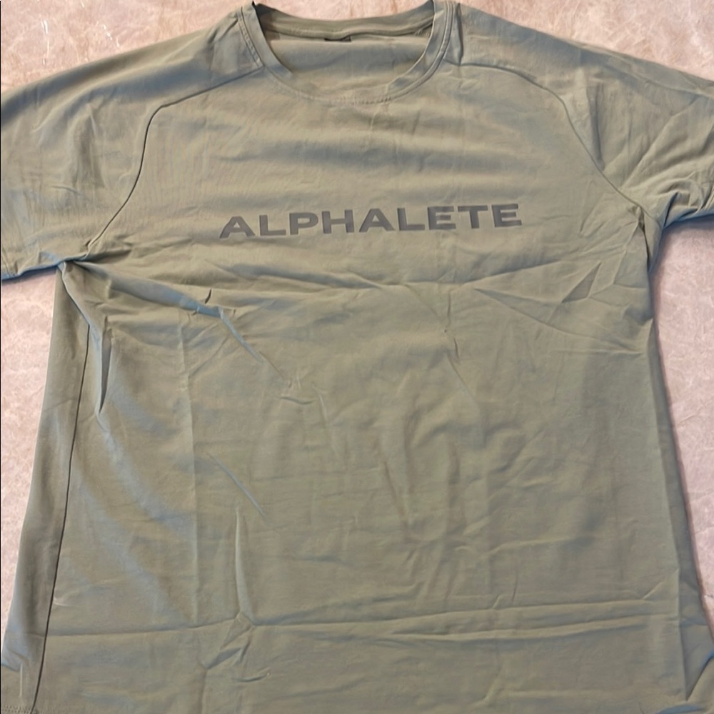 Alphalete Green Short Sleeve Tee Soft Cotton Crew Neck